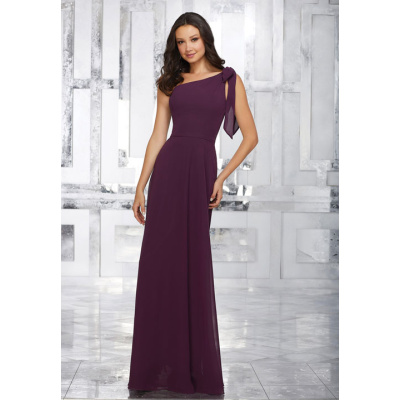  Fit-and-Flare Wedding Dress